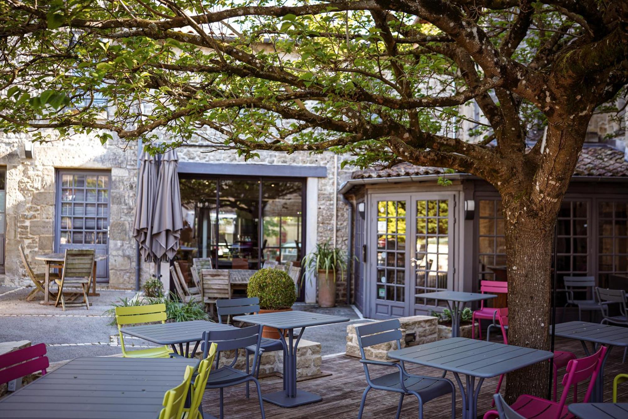 Logis Hostellerie De L'Abbaye Celles-sur-Belle Экстерьер фото
